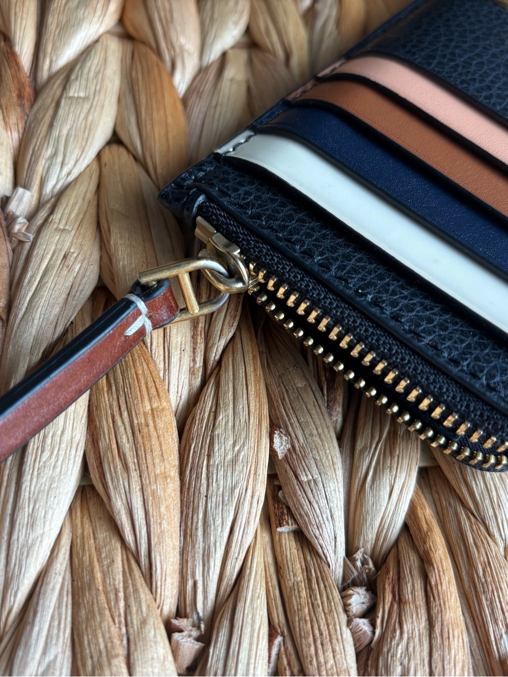 Tory Burch Robinson Pebbled Zip-Top Card Case, Black, Tan, White Colorblock - Picture 7 of 7